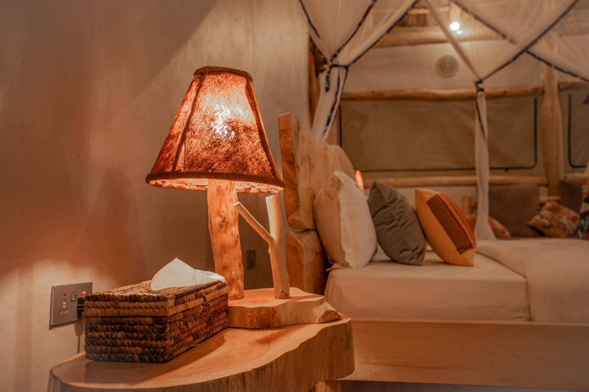 Embogo Safari Lodges Katoke Ngoại thất bức ảnh