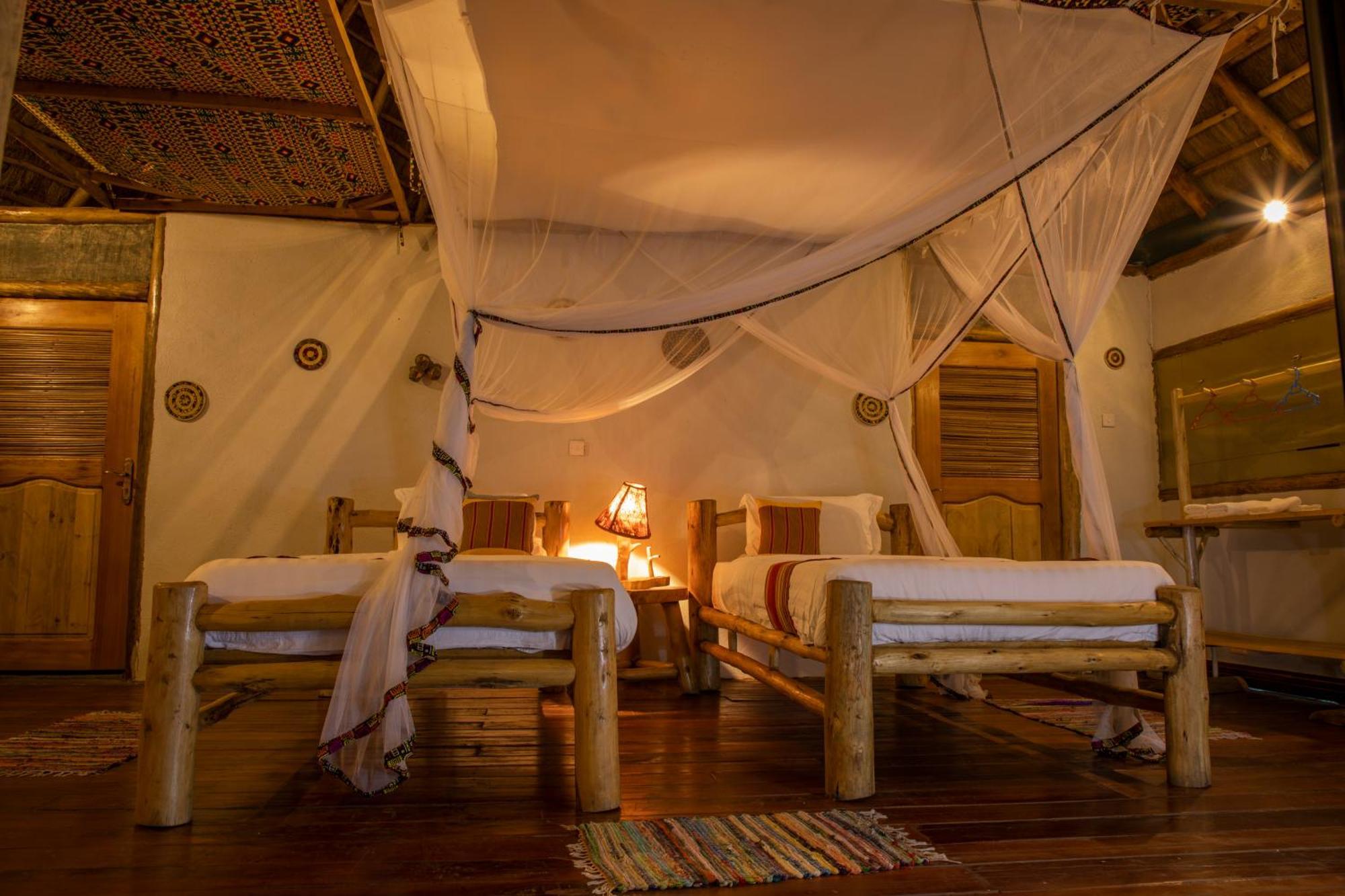 Embogo Safari Lodges Katoke Ngoại thất bức ảnh